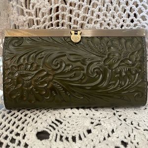 NWT Patricia Nash Cauchy Soft Olive Tooled Clutch Wallet.